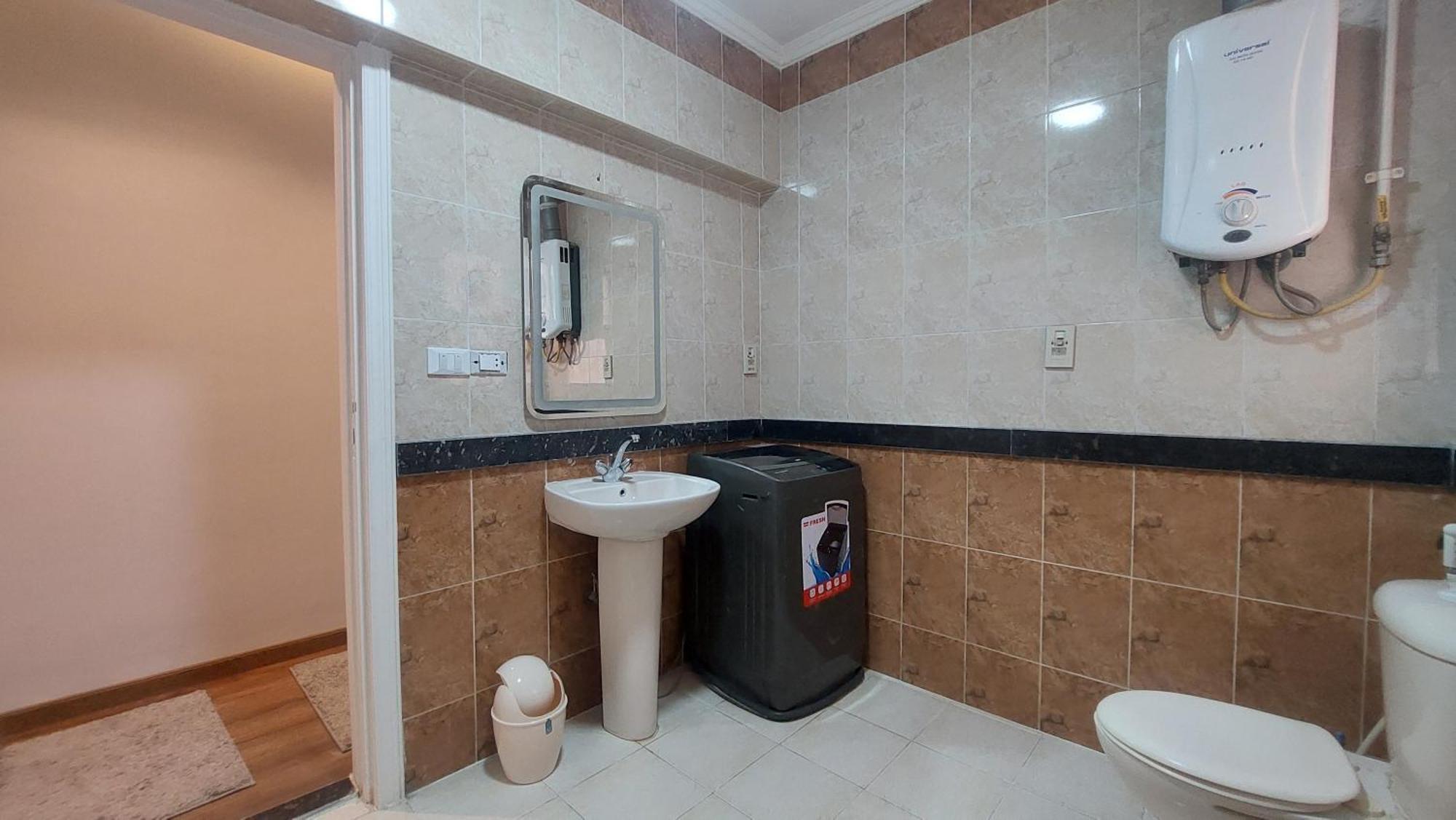 مفروشة حديثة وواسعة 3 غرف Apartment